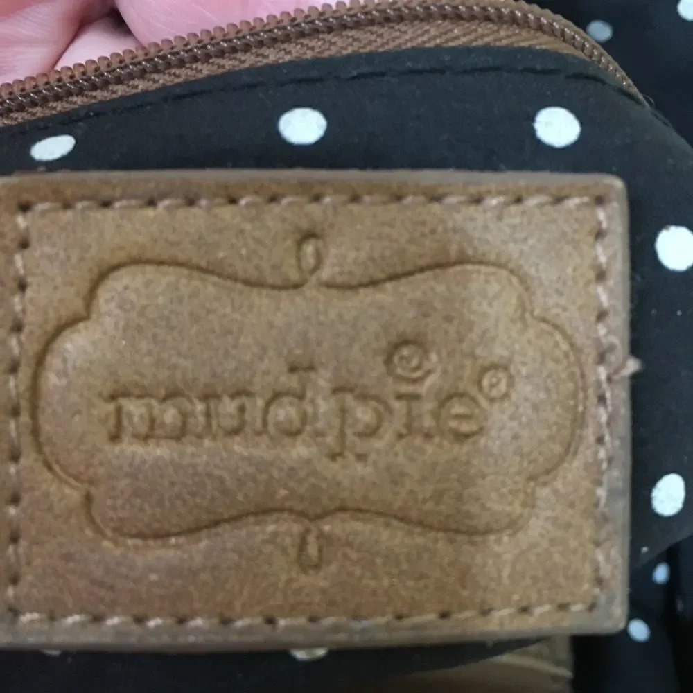 ‎MUD PIE CROSSBODY/WRISTLET BAG IN BROWN
